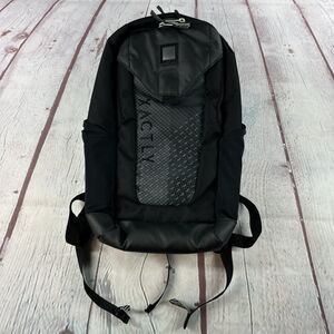 XACTLY OG30 Black USB AC Charging Port Laptop School Luxury Backpack New